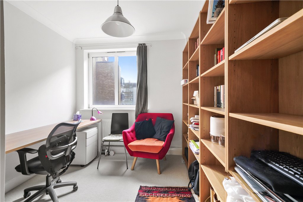 3 bed apartment for sale in Shad Thames, London  - Property Image 10
