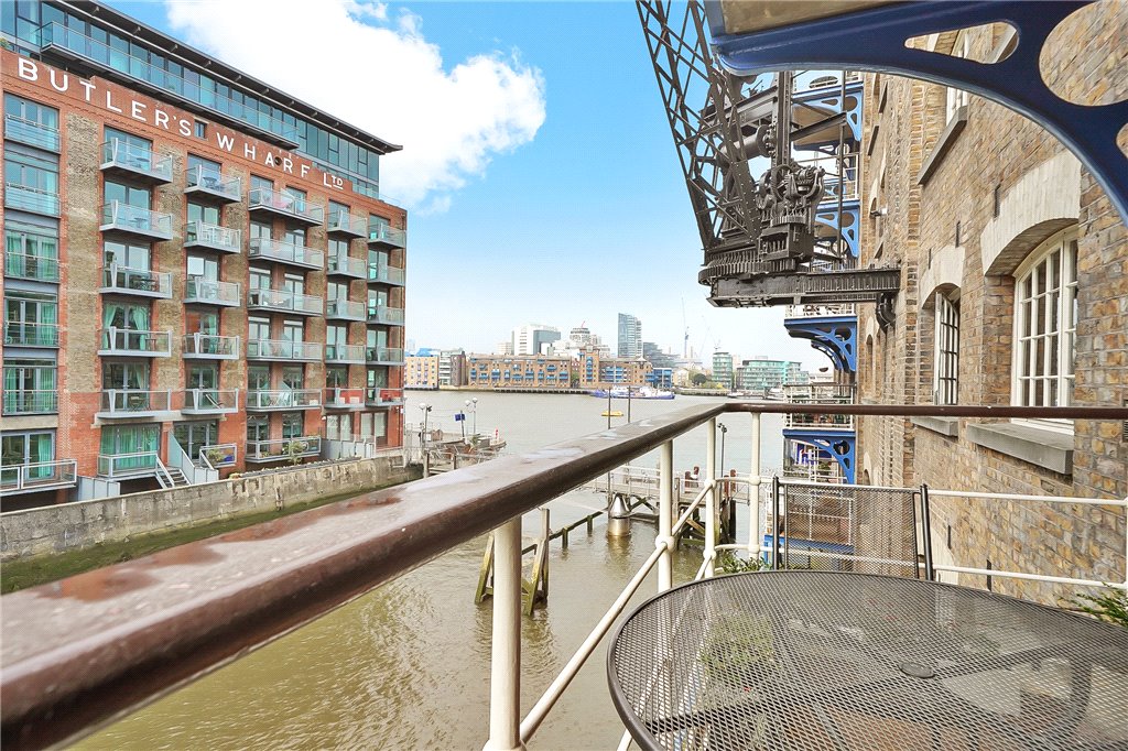 2 bed apartment for sale in New Concordia Wharf, Mill Street 2