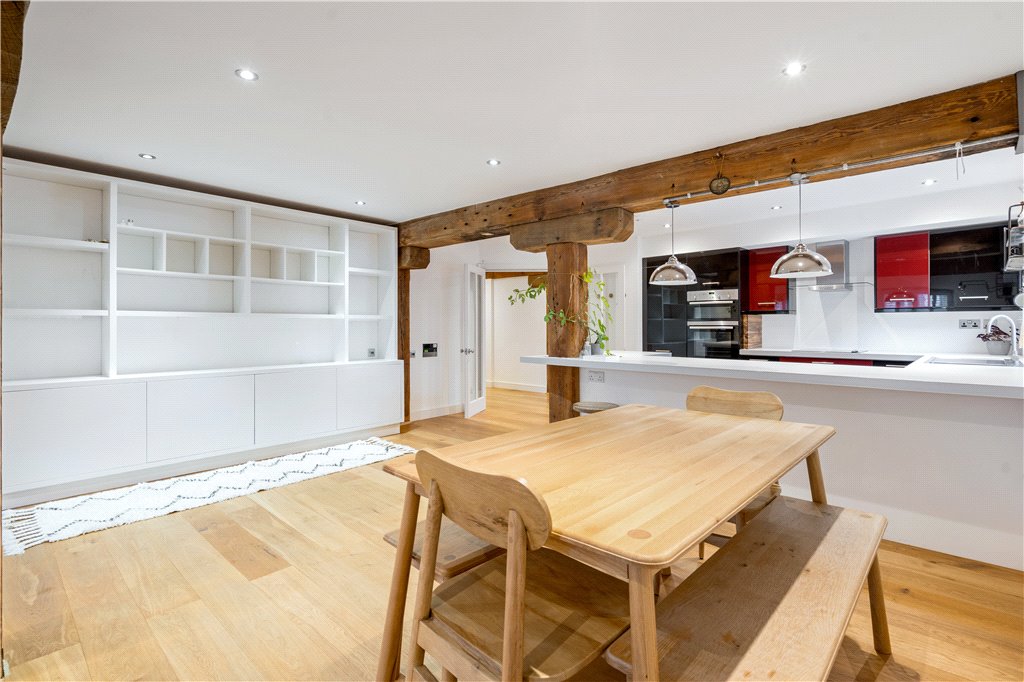 2 bed apartment for sale in Mill Street, London  - Property Image 5