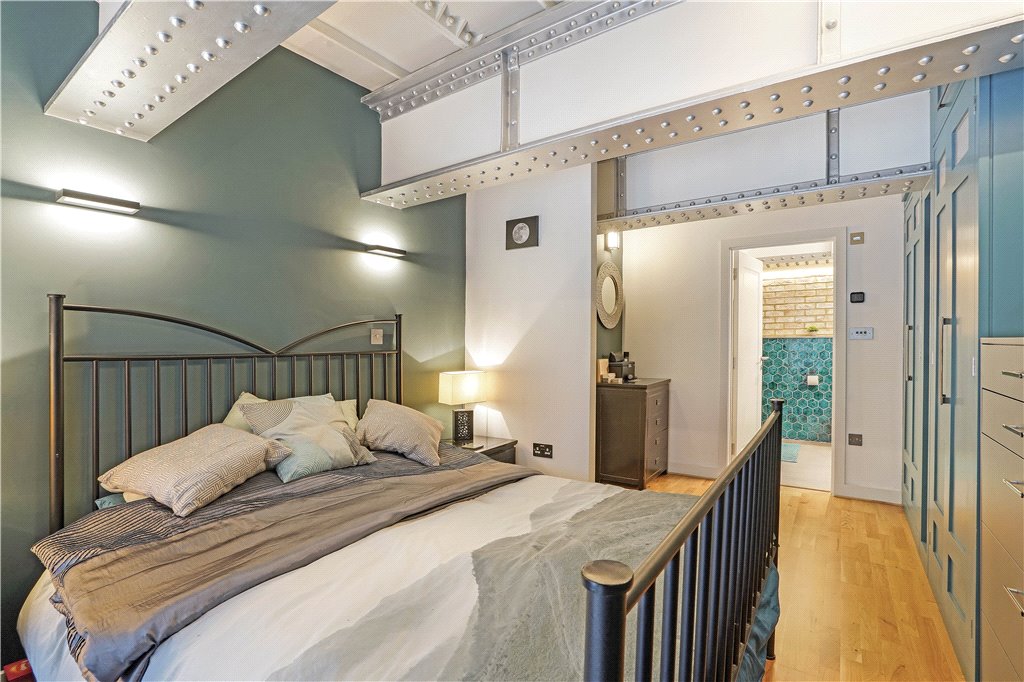 2 bed  for sale in Renforth Street, London 6