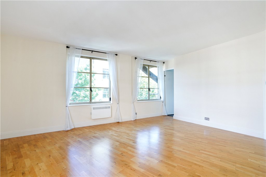 2 bed apartment for sale in Queen Elizabeth Street, London 9