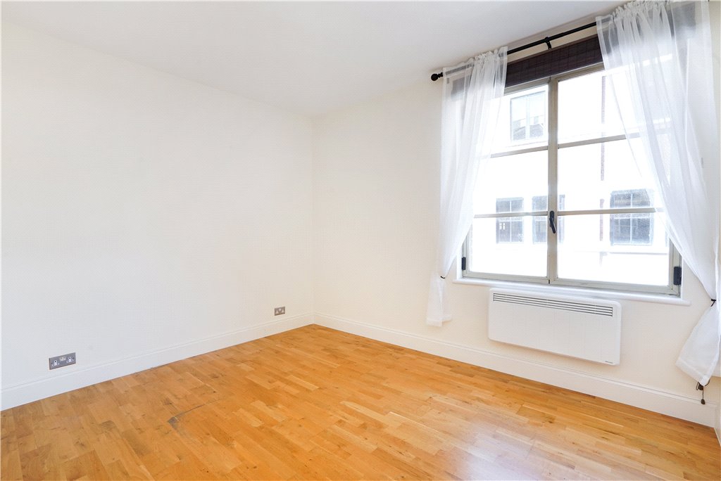 2 bed apartment for sale in Queen Elizabeth Street, London 14