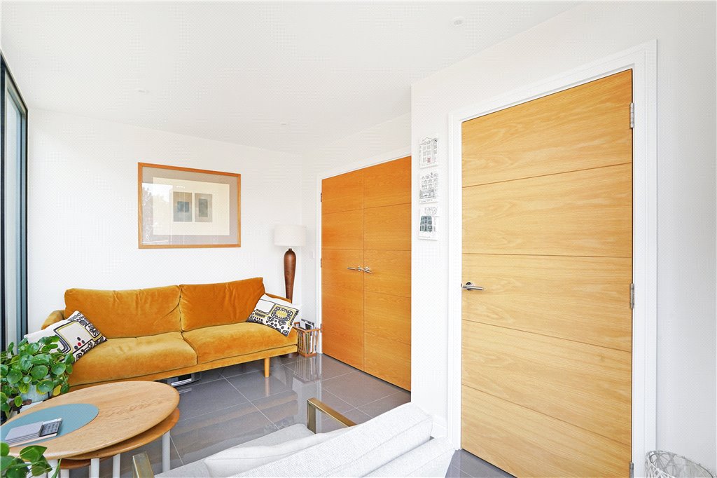 3 bed house for sale in Fendall Street, London  - Property Image 17