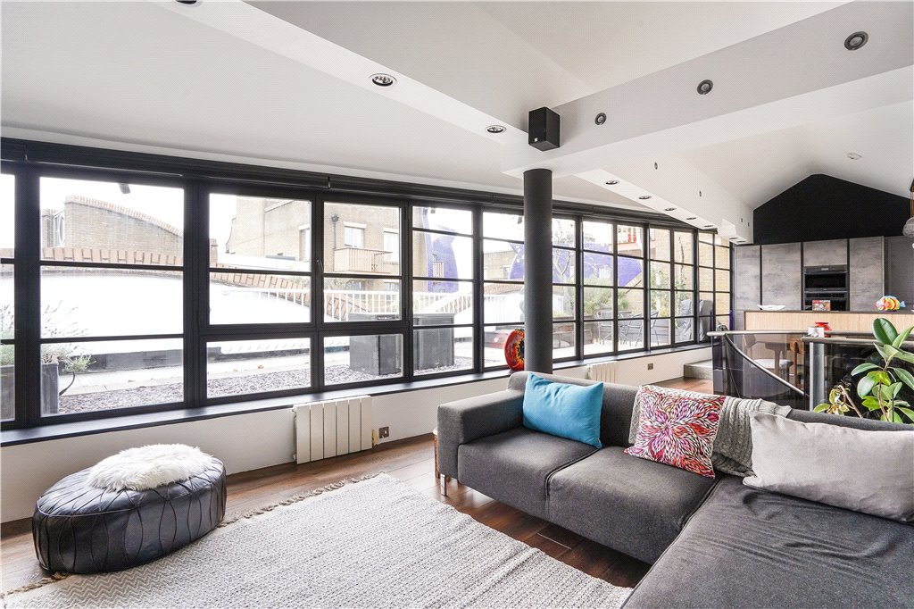 3 bed apartment for sale in Queen Elizabeth Street, London  - Property Image 5
