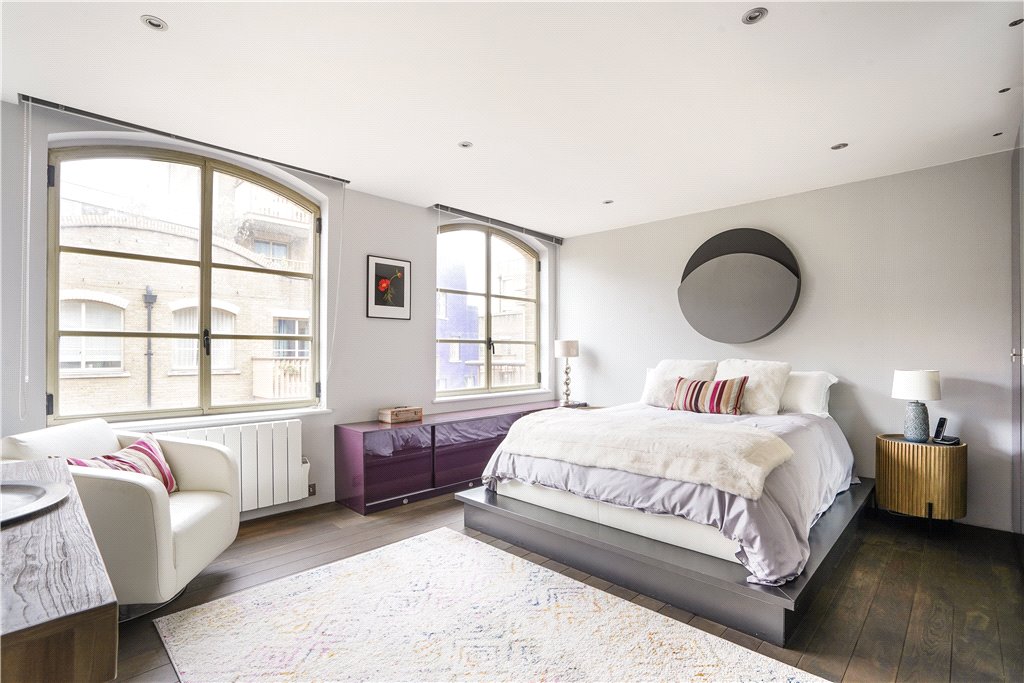 3 bed apartment for sale in Queen Elizabeth Street, London  - Property Image 12