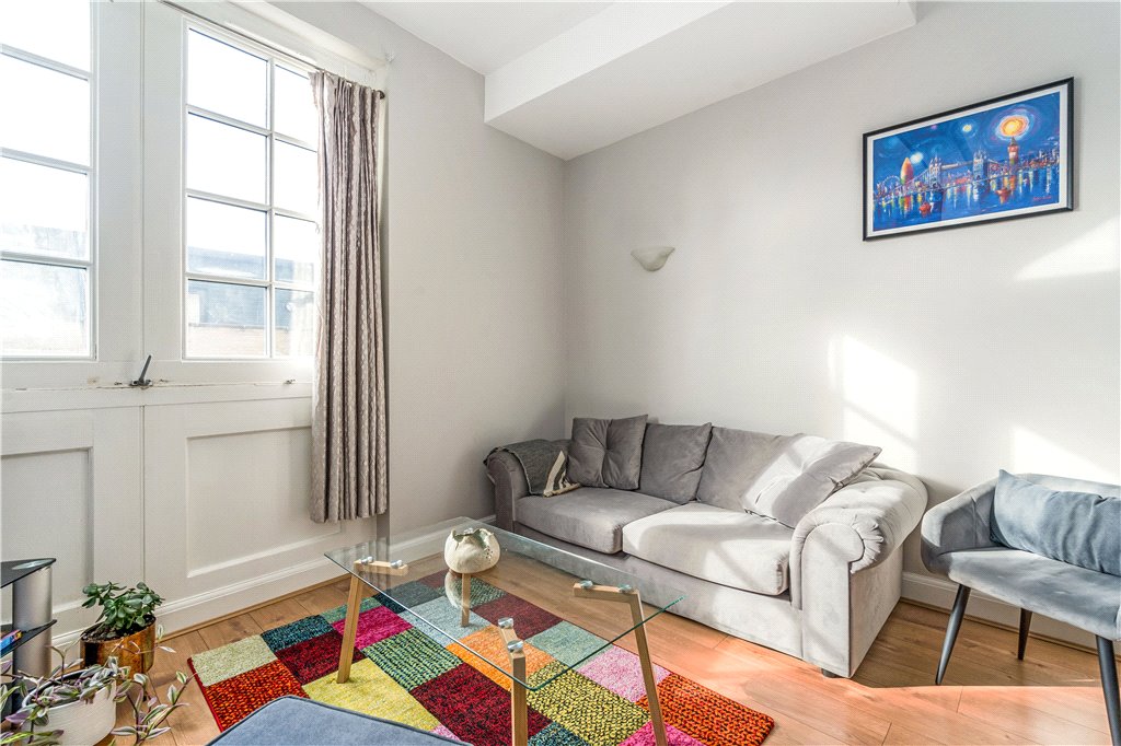 2 bed apartment for sale in Gainsford Street, London 3