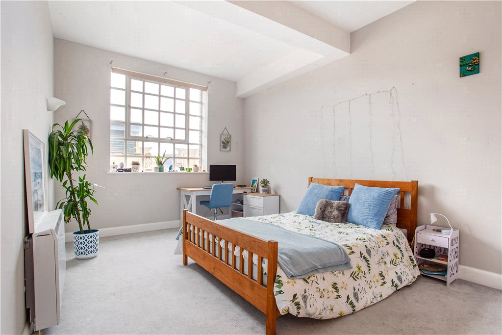 2 bed apartment for sale in Gainsford Street, London 1