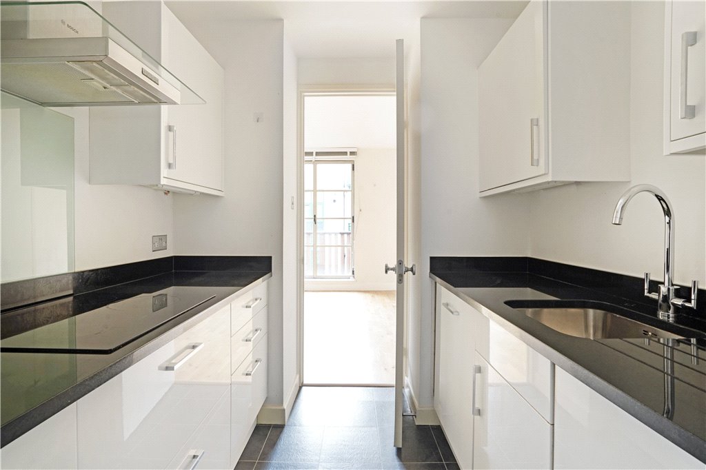 1 bed apartment for sale in Queen Elizabeth Street, London  - Property Image 7