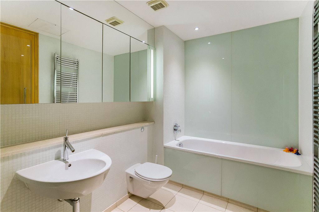 1 bed apartment for sale in Shad Thames, London  - Property Image 10