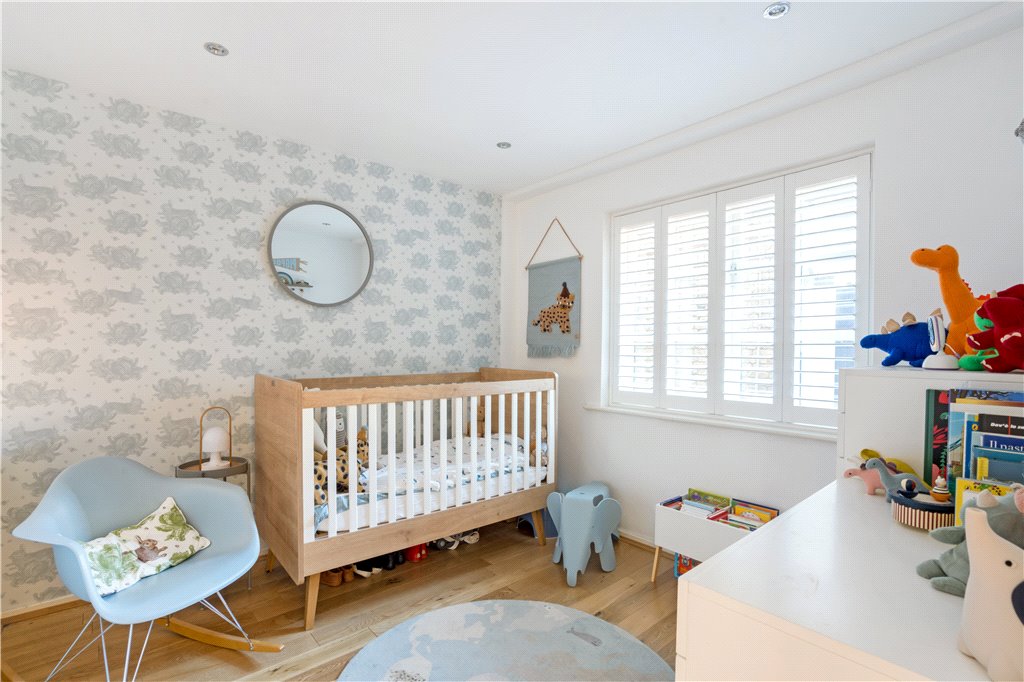 3 bed maisonette for sale in Gainsford Street, London  - Property Image 18