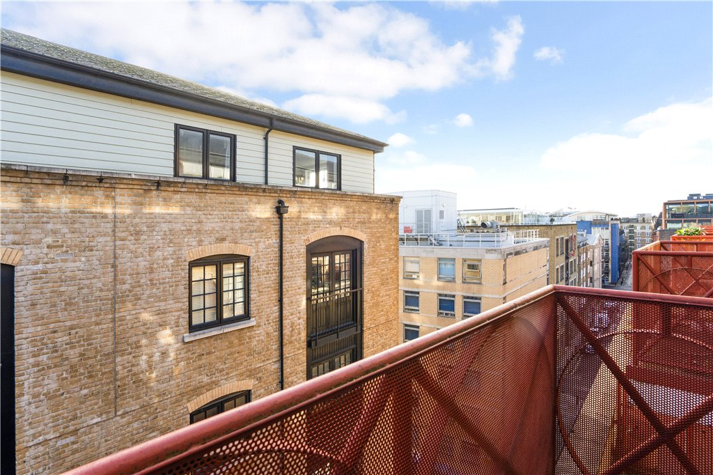 3 bed maisonette for sale in Gainsford Street, London  - Property Image 12