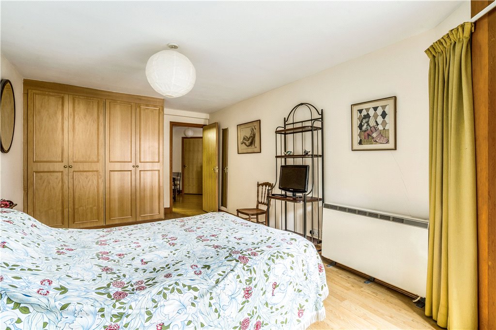 1 bed apartment for sale in Shad Thames, London  - Property Image 12