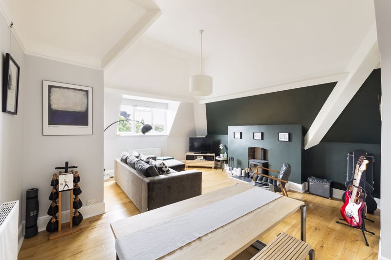 2 bed flat for sale in 11 The Avenue, Bristol - Property Image 1
