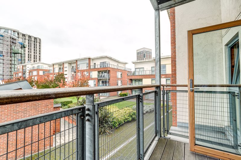 1 bed flat for sale in Broad Weir, Bristol  - Property Image 2