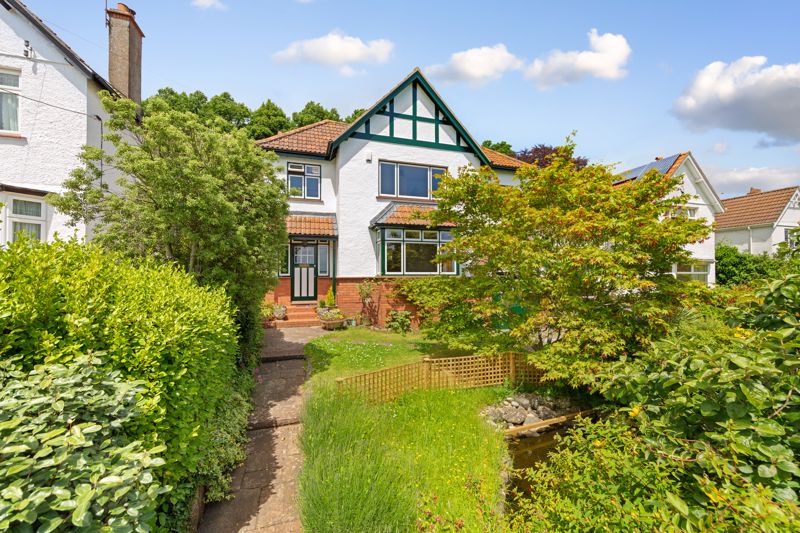 Located in a prominent and elevated position on one of Long Ashton‘s most soughtafter roads, This beautiful four bedroom 1920's family home boasts stunning views to across the valley to Dundry whilst at the sametime a short comute into Bristol city centre, easlily done by bike through the picturesque grounds of Ashton Court, and along the harbourside.
This lovingly cared for house is designed with work and play in mind. It has interiour brick walls and big windows which makes each room feel private, spacious and light, with a cabbin in the garden for sleepovers, office or just camping out.
The garage with a work bench and ample space for bikes, is situated for easy acces at the top of the drive.
The kitchen, dining room and stunning summer room look out to the large well established private rear garden so you can enjoy the out doors all year round.
There's ample on and off street parking on a quiet road that runs parrell to the main road.
Long Ashton has two highly regarded primary schools, a fantastic Post Office, a supermarket, wine merchant, bakery and three great pubs. There are two golf courses with footpaths through them. It's an excellent location with easy access to the M5 and the rest of the West Country.
