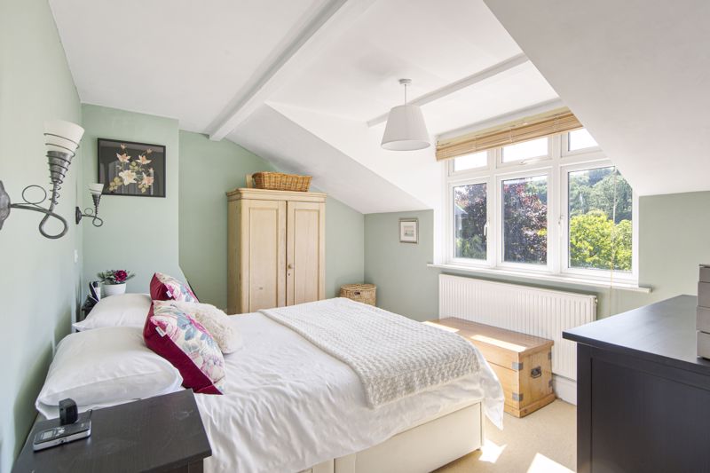 4 bed house for sale in Main Road, Bristol  - Property Image 17