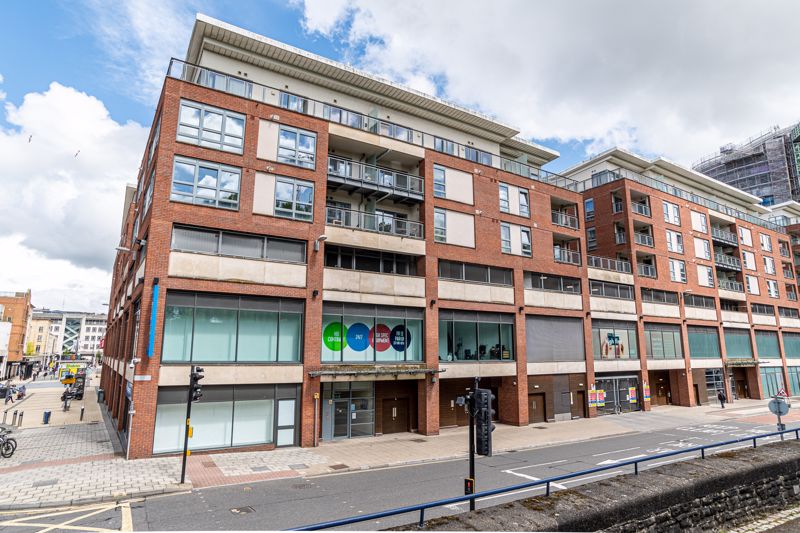 Flat for sale in Broad Weir, Bristol  - Property Image 1