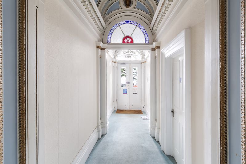 1 bed for sale in Eugenie House, Royal York Crescent  - Property Image 7