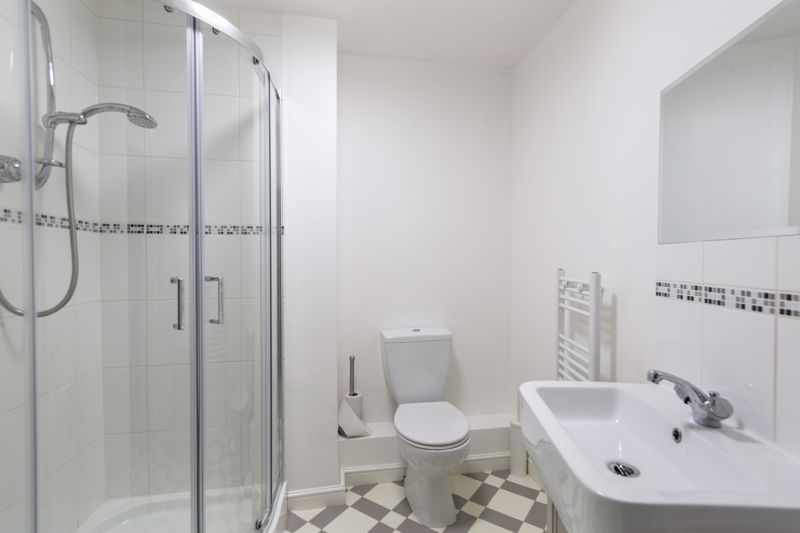 1 bed for sale in Eugenie House, Royal York Crescent  - Property Image 6