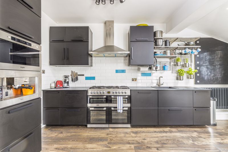 3 bed house for sale in South Street, Bristol  - Property Image 1
