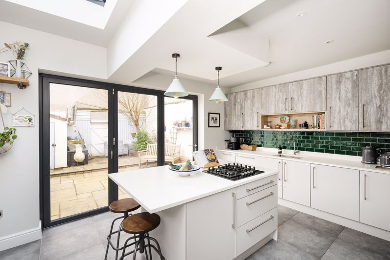3 bed house for sale in South Street, Bristol  - Property Image 10