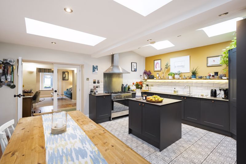 3 bed house for sale in Arch Grove, Bristol  - Property Image 5