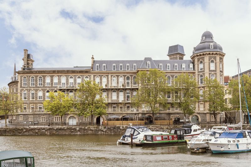 2 bed flat for sale in Guinea Street, Bristol, BS1
