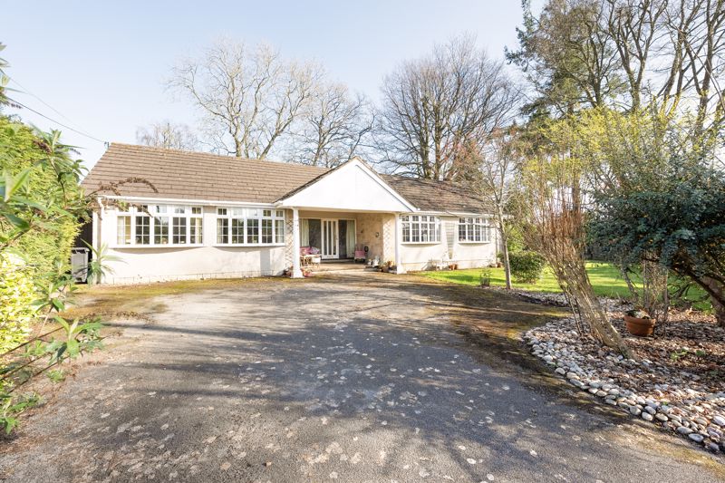 4 bed bungalow for sale in Flax Bourton Road, Bristol  - Property Image 1