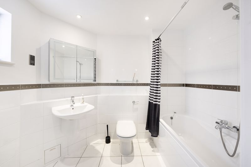 2 bed flat for sale in Jacobs Building, Bristol  - Property Image 10