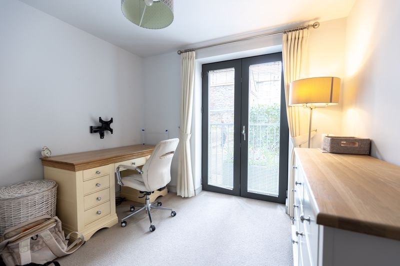 2 bed flat for sale in French Yard, Bristol  - Property Image 11