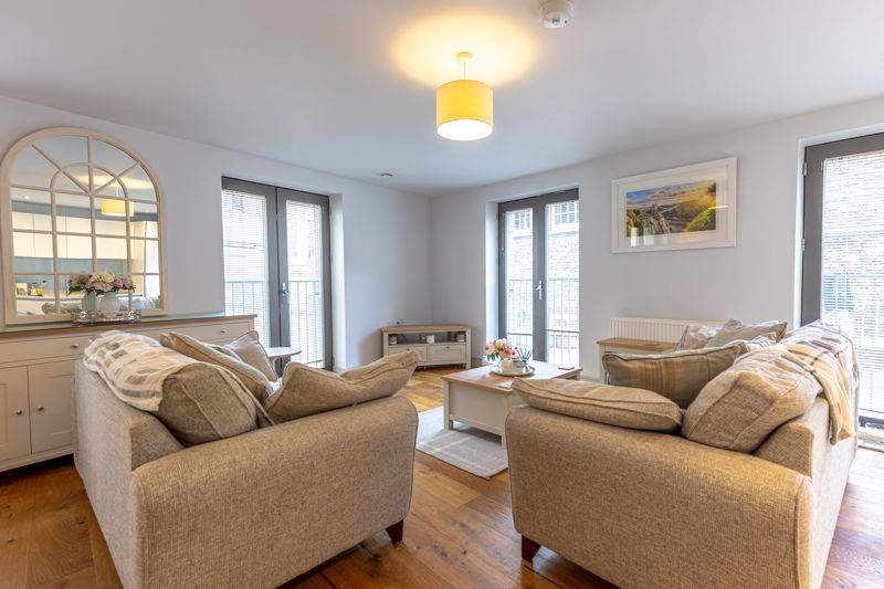 2 bed flat for sale in French Yard, Bristol  - Property Image 3