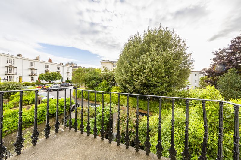 5 bed house for sale in Canynge Square, Bristol  - Property Image 8