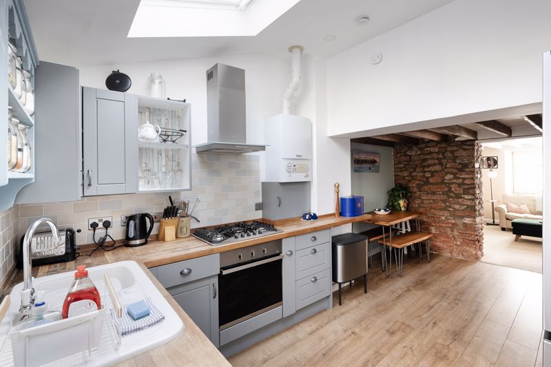 1 bed house for sale in Weston Road, Bristol  - Property Image 2