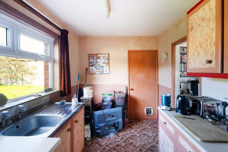 3 bed house for sale in Martock Crescent, Bristol  - Property Image 6