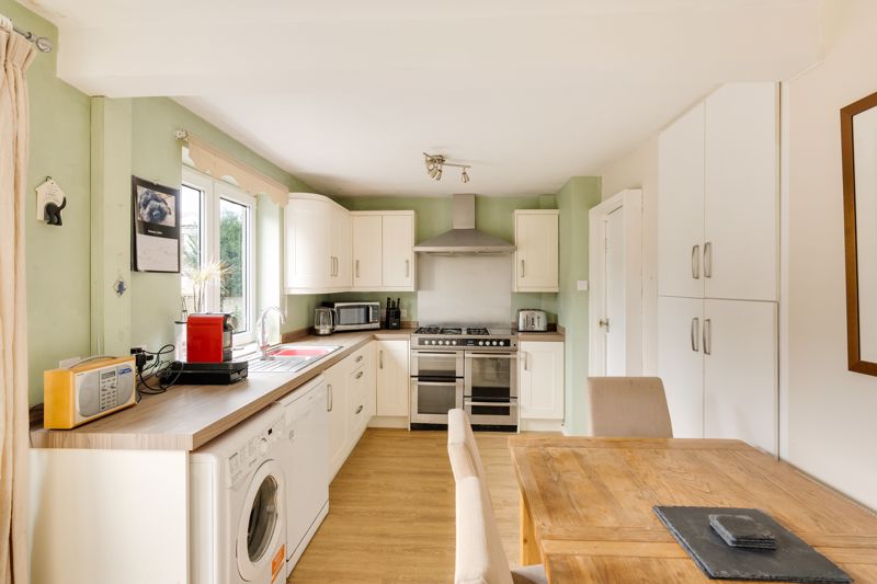 3 bed house for sale in Lampton Road, Bristol  - Property Image 4