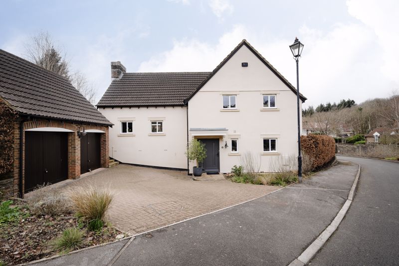 4 bed house for sale in Miners Close, Bristol  - Property Image 1