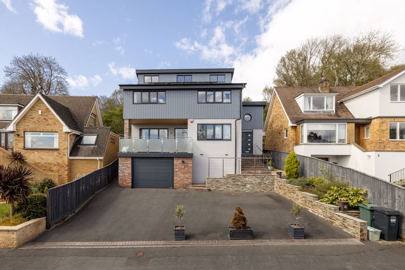 4 bed house for sale in Heath Ridge, Bristol - Property Image 1