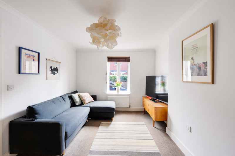 3 bed house for sale in Blackcurrant Drive, Bristol  - Property Image 3