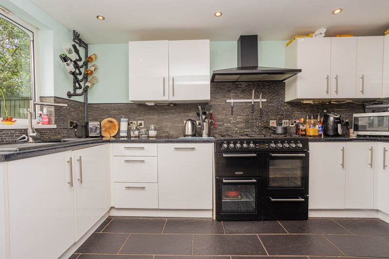 3 bed house for sale in Brook Close, Bristol 3