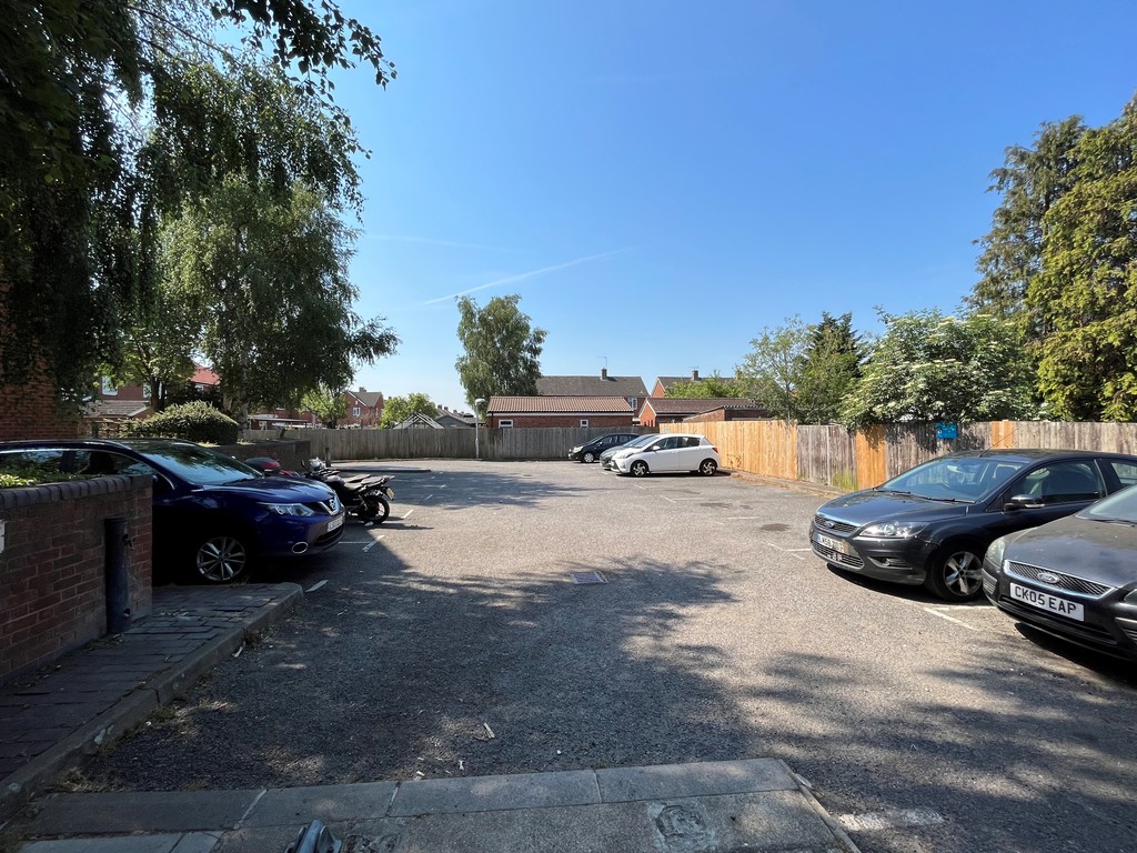1 bed flat to rent in Ann Parkes Court, Hounslow  - Property Image 8