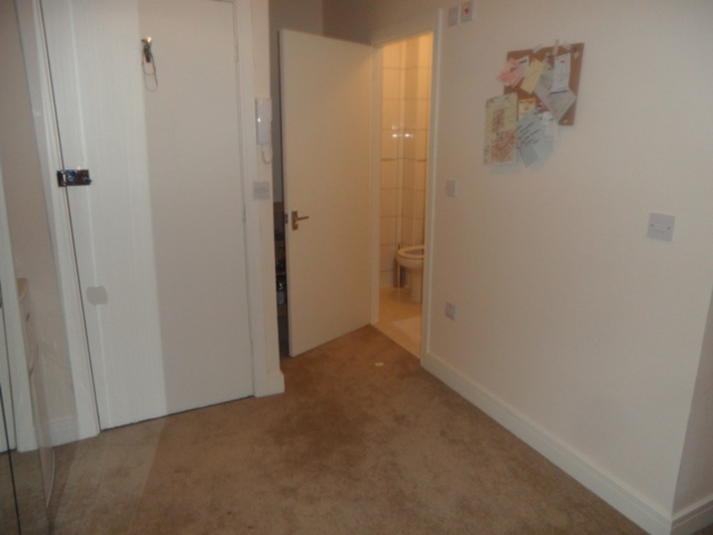 1 bed apartment to rent in Grove Road R, Middlesex  - Property Image 4