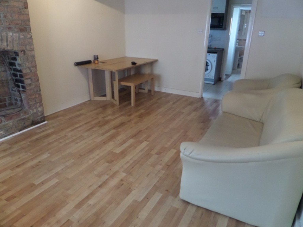 AVAILABLE END OF AUGUST**SPACIOUS, MODERN & CLEAN** A MUST SEE** Empire Estates are delighted to present this bright & spacious two bedroom house situated in Hounslow West on Martindale Road. Benefits include a bright & spacious reception room with wooden flooring, leading to a separate fully fitted modern kitchen with a gas cooker, gas central heating system, washing machine & a family size modern bathroom. Other benefits include 2 double bedrooms with fitted wardrobes for storage, WOODEN FLOORING THROUGHOUT, double glazing and a lovely BRIGHT & BEAUTIFUL LARGE REAR GARDEN with a shed for storage. The house is in an excellent desirable location as it is in close distance to Hounslow West Tube station, Hounslow Heath School, Staines Road with bus stops with excellent transport links to Hounslow central & other surrounding areas.