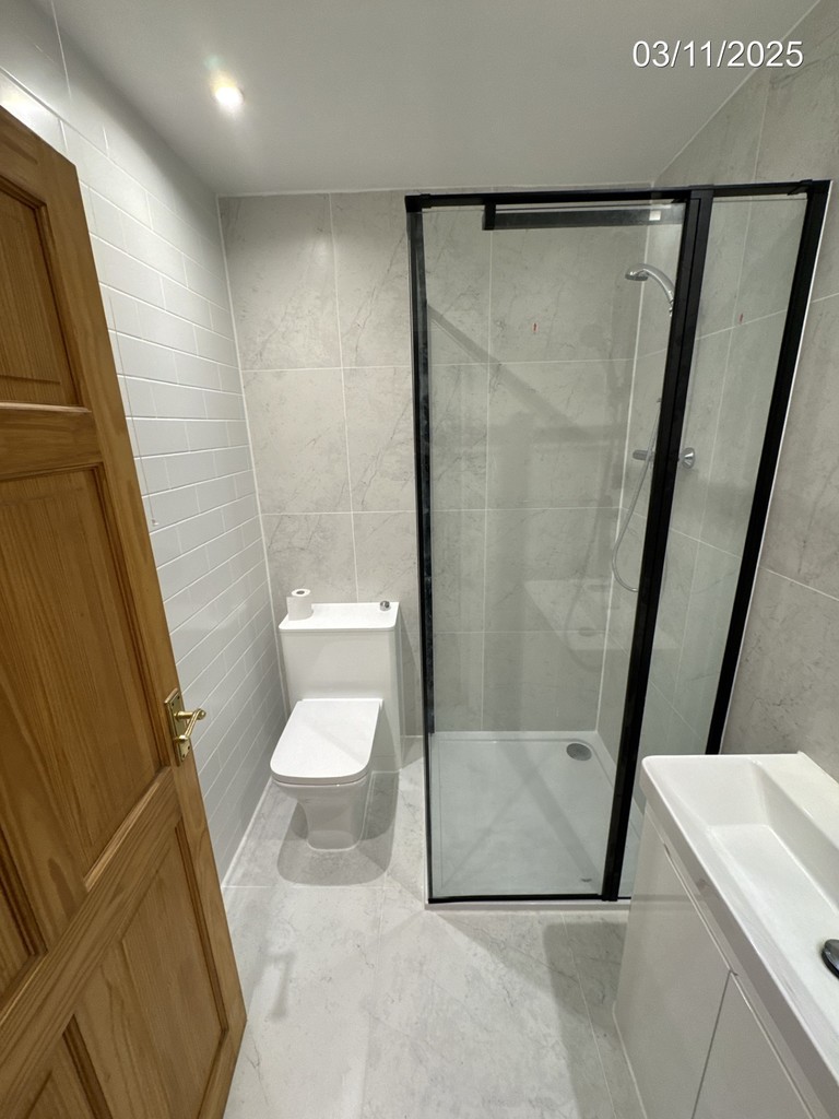 Apartment to rent in Thornbury Road, Isleworth 1