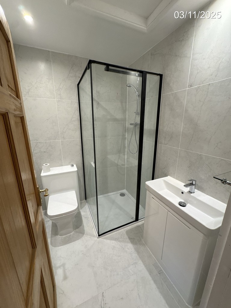 Apartment to rent in Thornbury Road, Isleworth  - Property Image 7