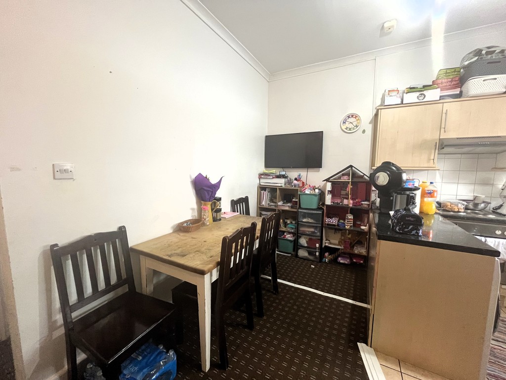 1 bed flat to rent in Fairfield Road, West Drayton  - Property Image 6