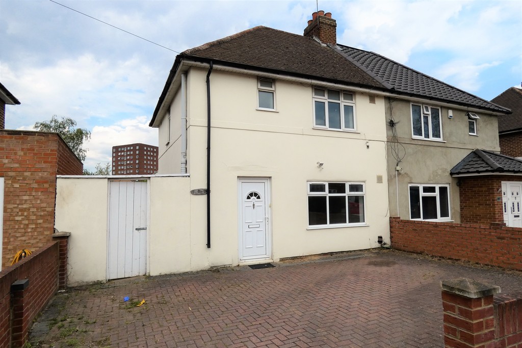 3 bed semi-detached house for sale in Birchway, Middlesex - Property Image 1
