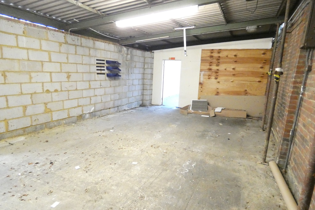 STORAGE Situated at the rear of Staines Road in Bedfont with Parking is this Large Storage Space approx. 400 sq ft.  Rarely available building is suitable for storage use only. Available immediately located in a great location close to local shops and great transport links with Light and Power.
