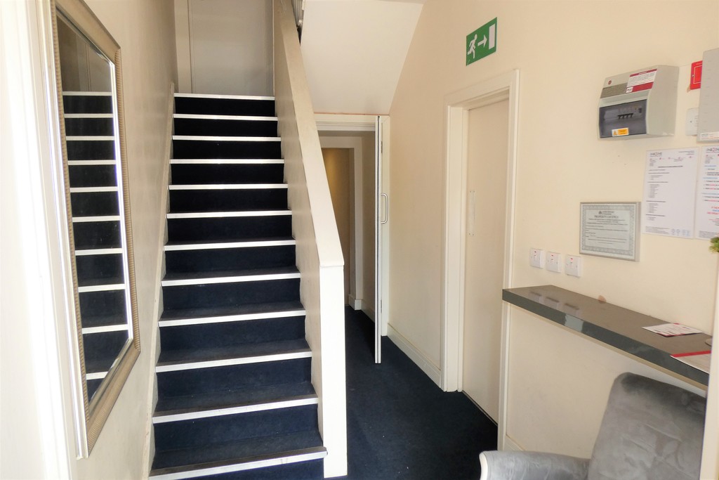 1 bed house share to rent in Grove Road R, Middlesex  - Property Image 3