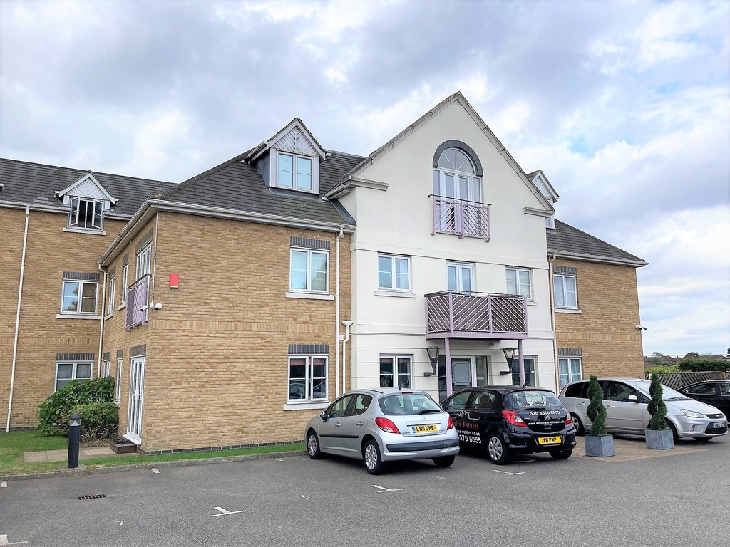 1 bed house share to rent in London Road, Ashford 2