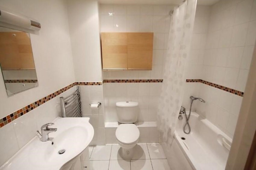 1 bed house share to rent in London Road, Ashford 5
